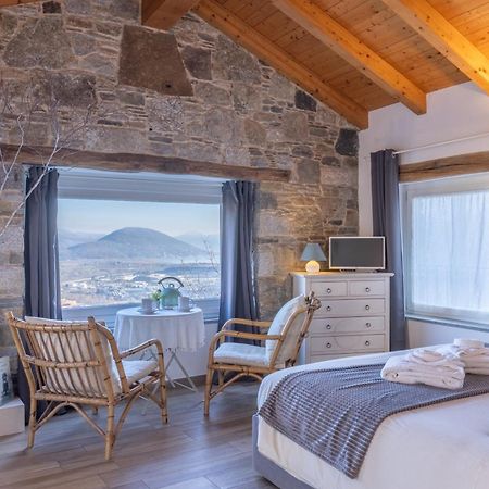 مبيت وإفطار Casale Corte Cerro Il Riccio Di Ricciano المظهر الخارجي الصورة